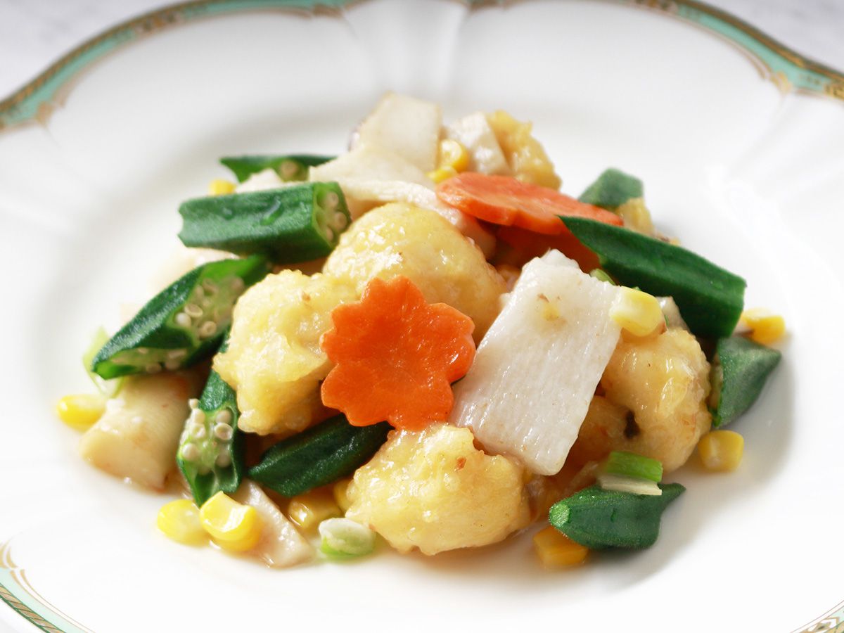 中国料理「鳳凰」ハモと季節野菜のあっさり炒め　梅風味イメージ