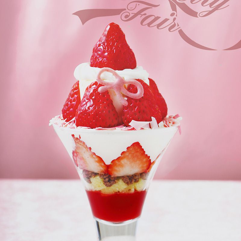 イチゴのときめきパフェイメージ