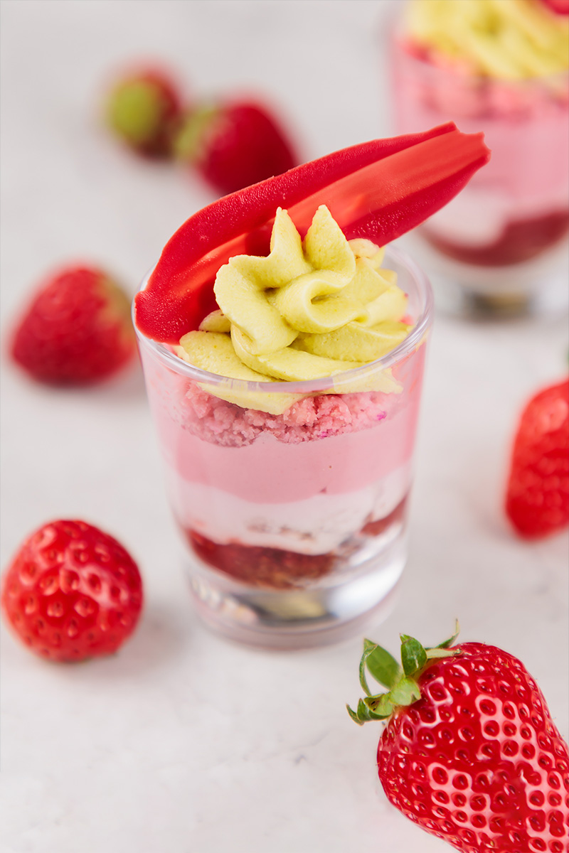 ラズベリー＆ホワイトチョコムース