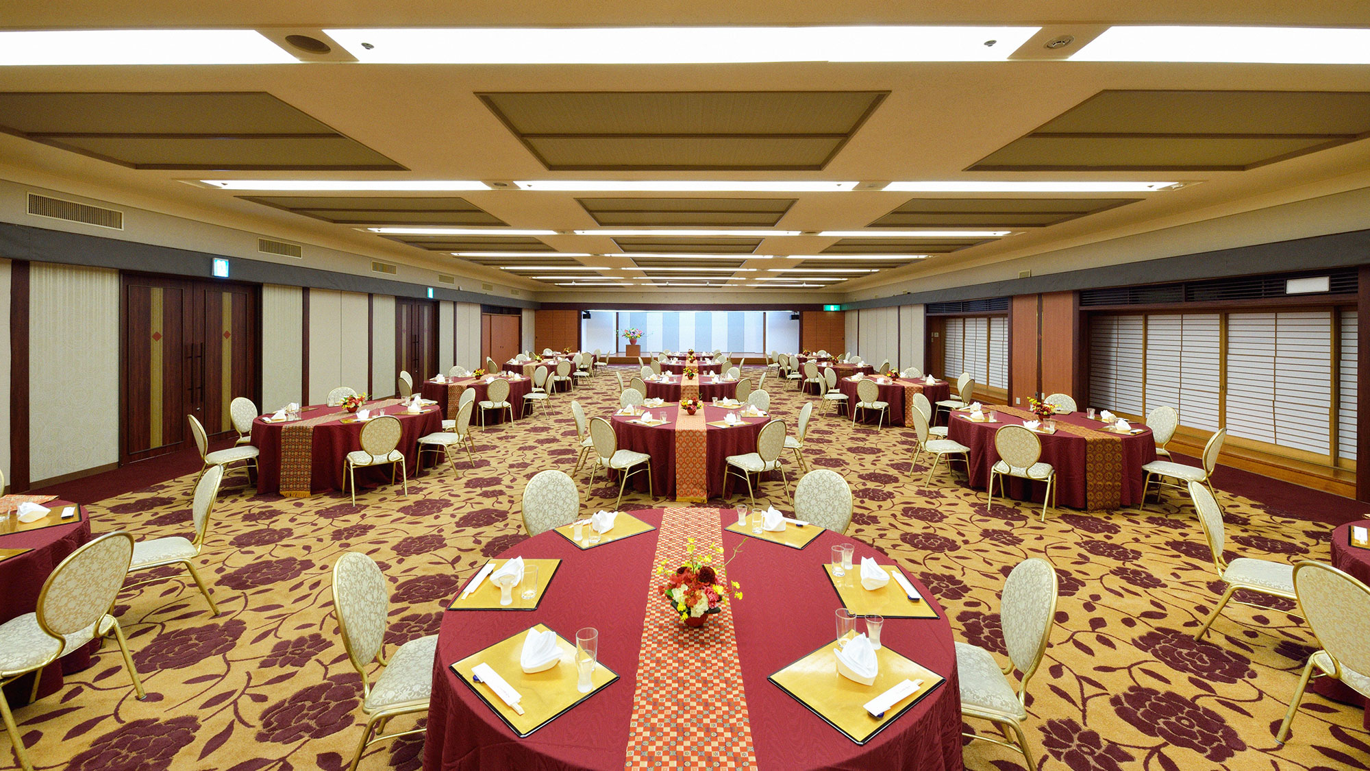 Banquet hall