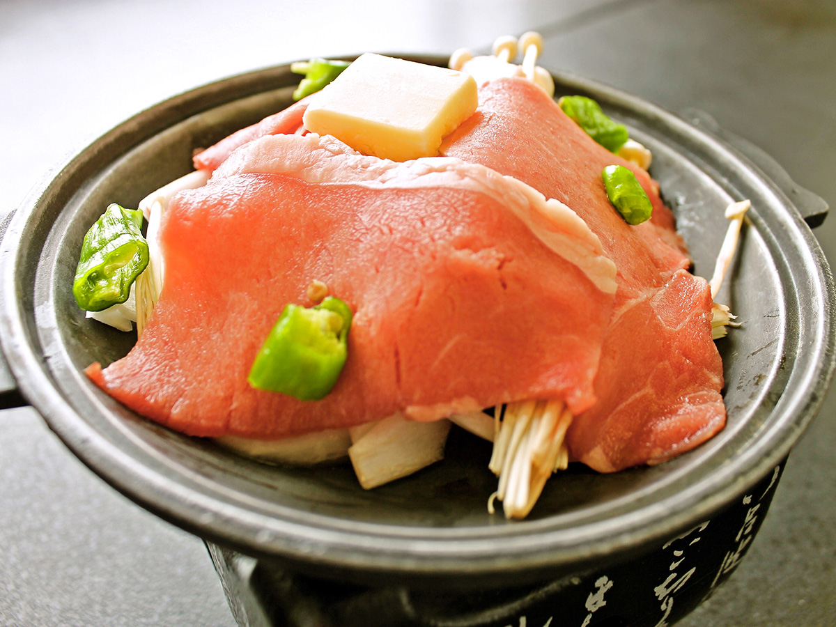 牛ロース陶板焼き