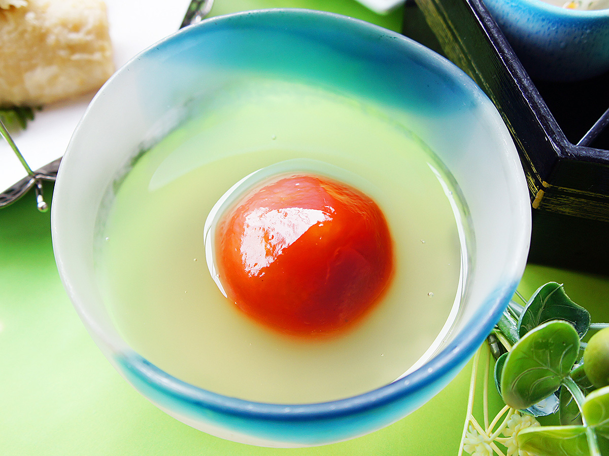 見た目も涼やかな冷やし鉢 野菜葛饅頭