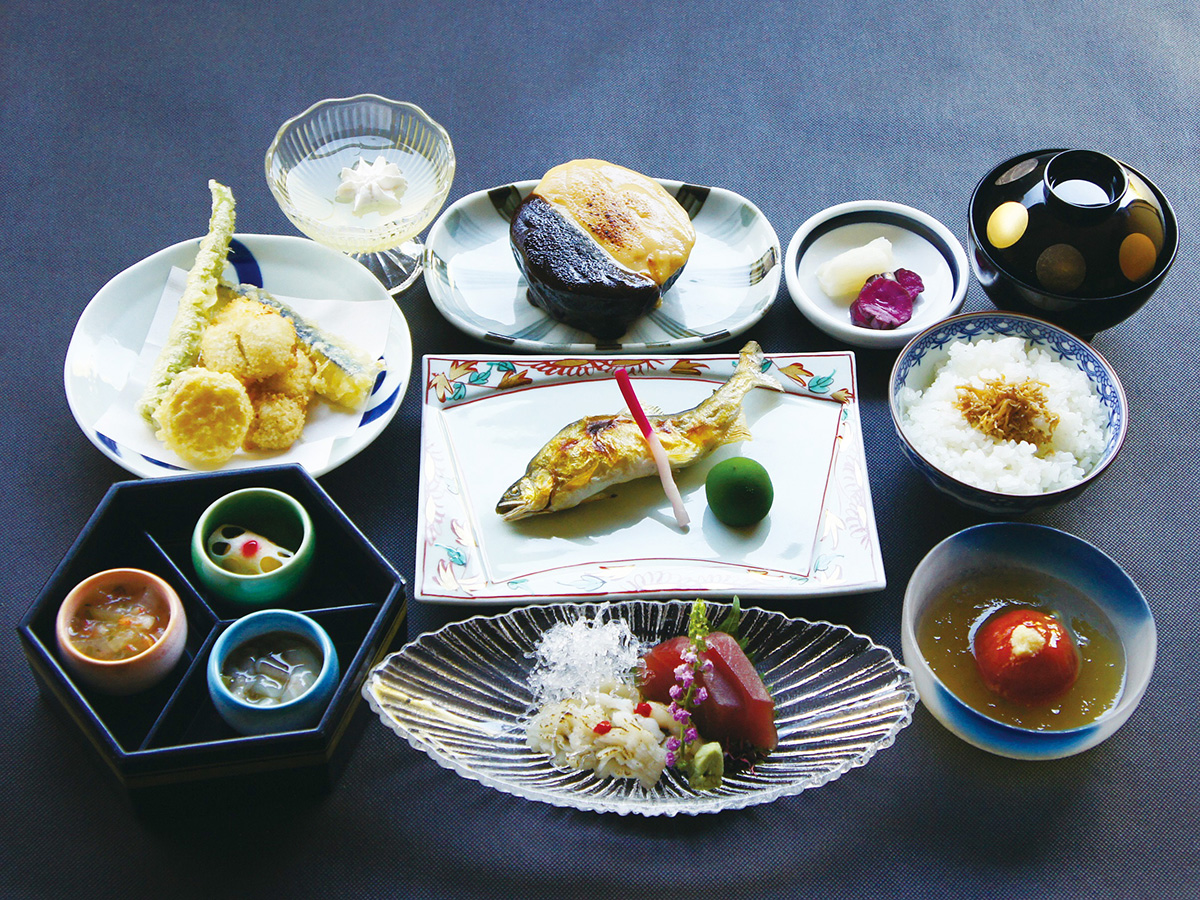 会席「鼓」夏の一例