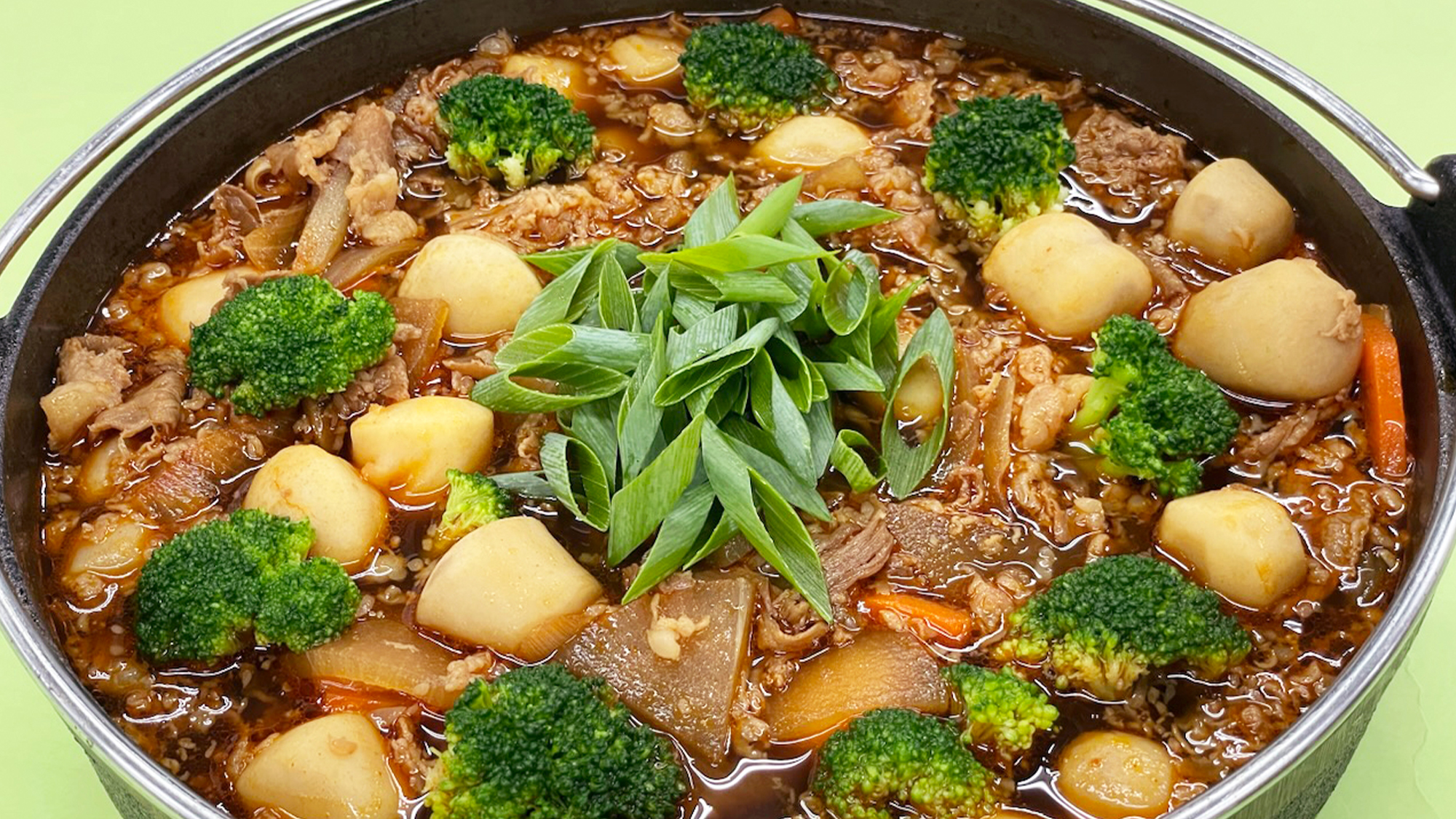 冬野菜と牛煮込みキムチ鍋