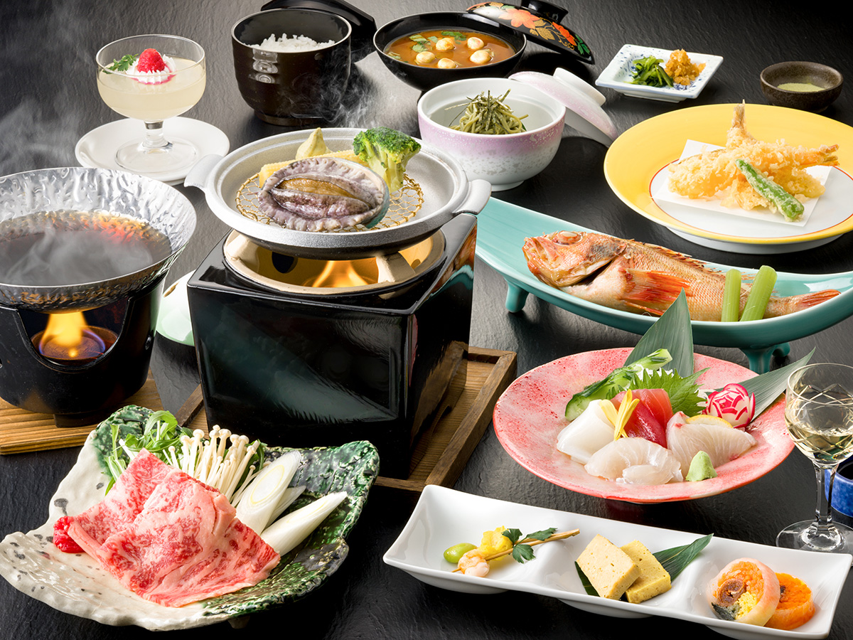 「あいち牛のすき焼き＆活き鮑のステーキ」付き特別会席イメージ